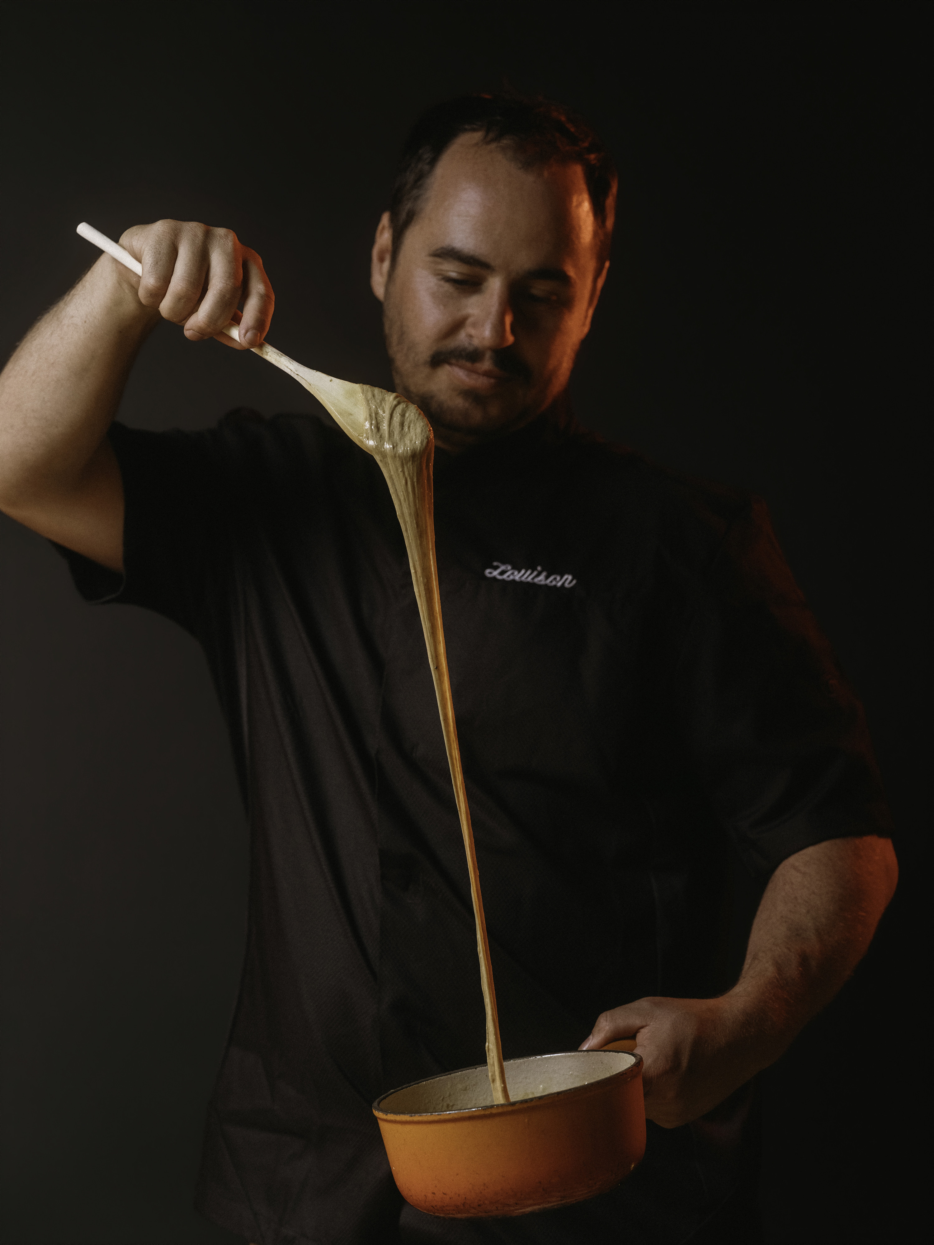 Grand Concours de la meilleure fondue des Alpes (Festival Toquicimes): Louison David du Bistro Les Lutins sélectionné pour représenter Les 2 Alpes et l’Oisans!
