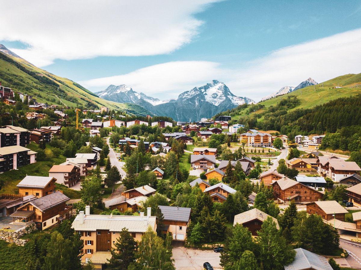 All chalets