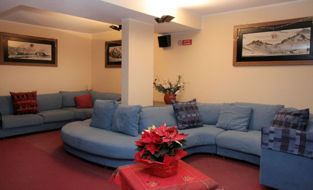 reception_1.jpg