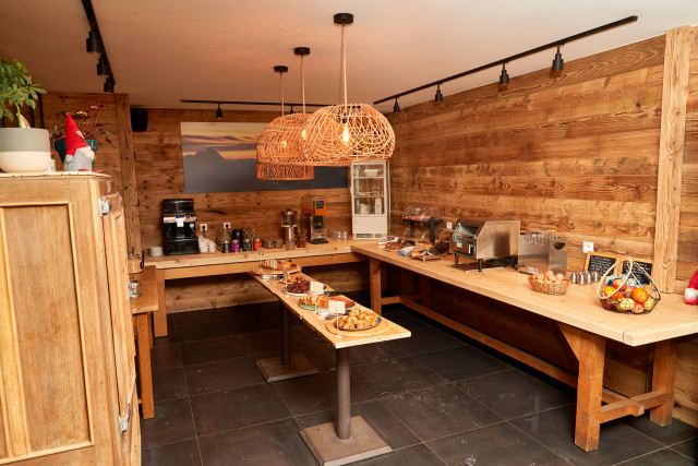 Hôtel Les Lutins Petit Dej 1.jpg