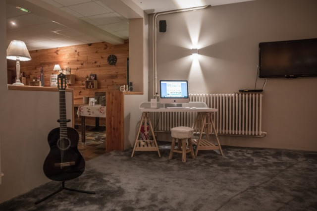 Imac & Wifi à Disposition Imac & Wifi à Disposition