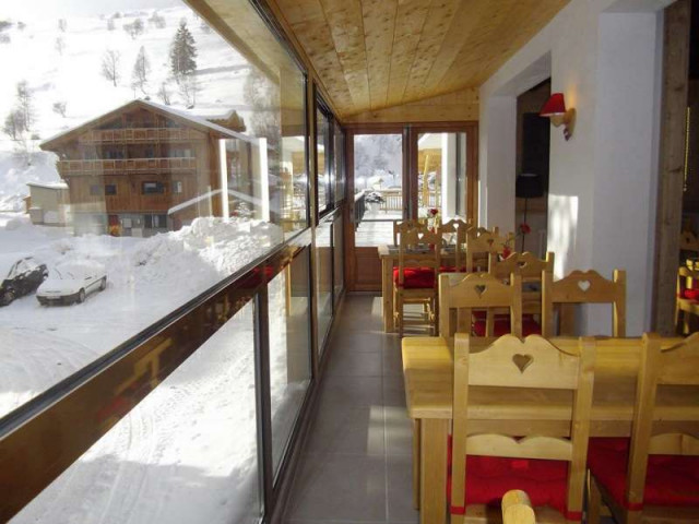 800x600_hotel_de_la_valentin_restaurant_2038.jpg 800x600_hotel_de_la_valentin_restaurant_2038.jpg