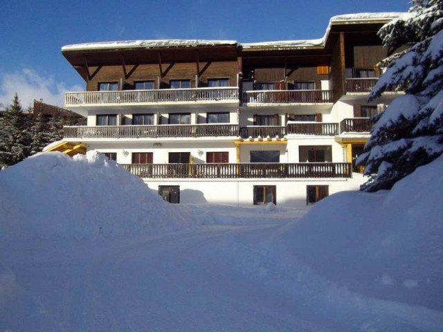 800x600_hotel_de_la_valentin_2032.jpg 800x600_hotel_de_la_valentin_2032.jpg