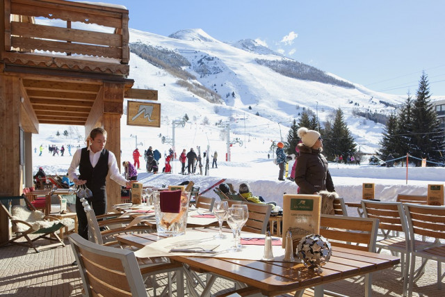 Terrasse - © Hotel les Melezes Terrasse