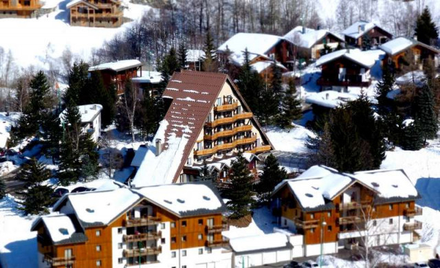 Hotel Adret - © FAURE OLIVIER Hotel Adret