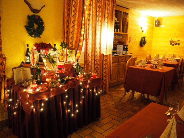 restaurant_8.jpg restaurant_8.jpg