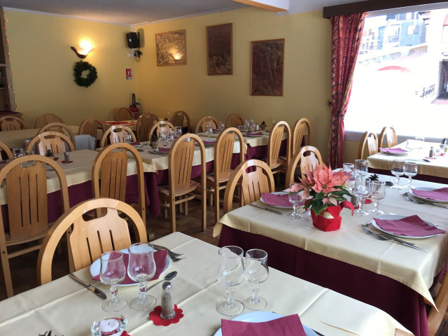 restaurant_4_bis.jpg restaurant_4_bis.jpg