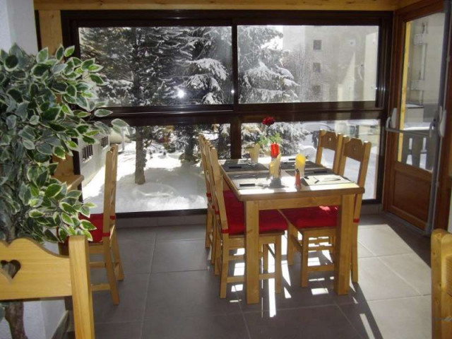 800x600_hotel_de_la_valentin_restaurant_2028.jpg 800x600_hotel_de_la_valentin_restaurant_2028.jpg
