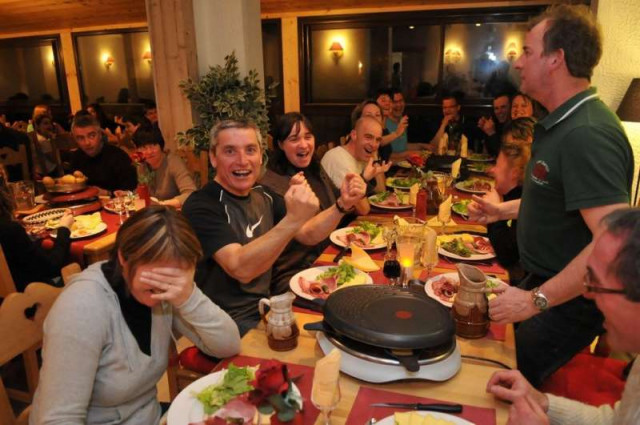 800x600_hotel_de_la_valentin_restaurant_2037.jpg 800x600_hotel_de_la_valentin_restaurant_2037.jpg