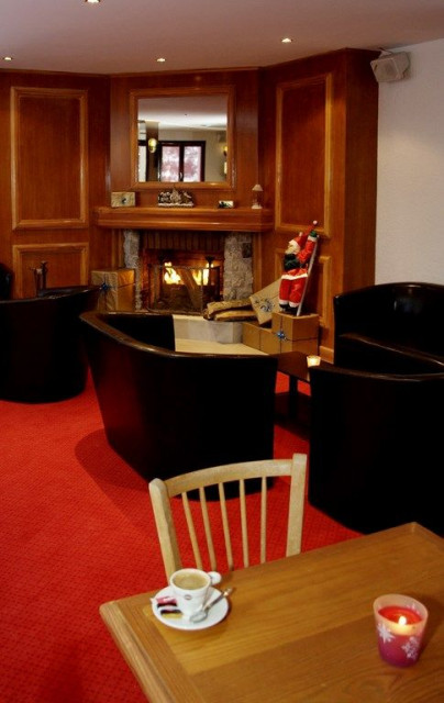 hotel_de_la_valentin_bar_2042.jpg hotel_de_la_valentin_bar_2042.jpg