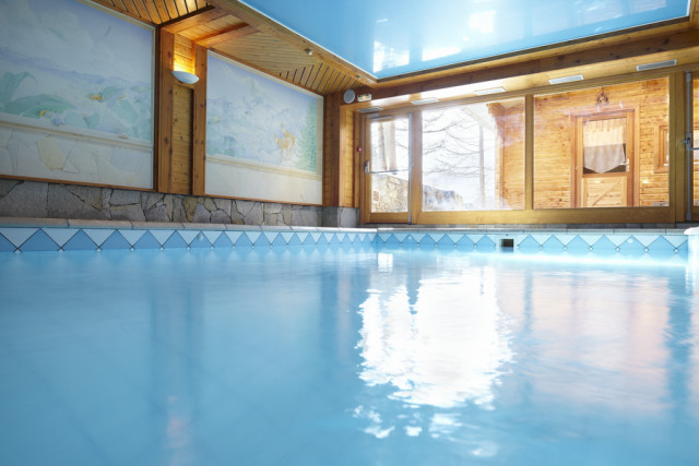 Piscine intérieure Piscine intérieure