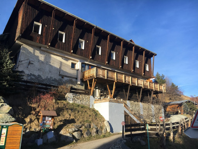 chalet-d-aka chalet-d-aka