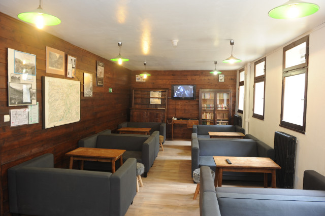 chalet-d-aka chalet-d-aka