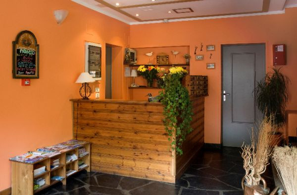 Hotel Le Cret Les 2 Alpes - reception les deux alpes – hotel les 2 alpes - hotel le Cret aux 2 Alpes