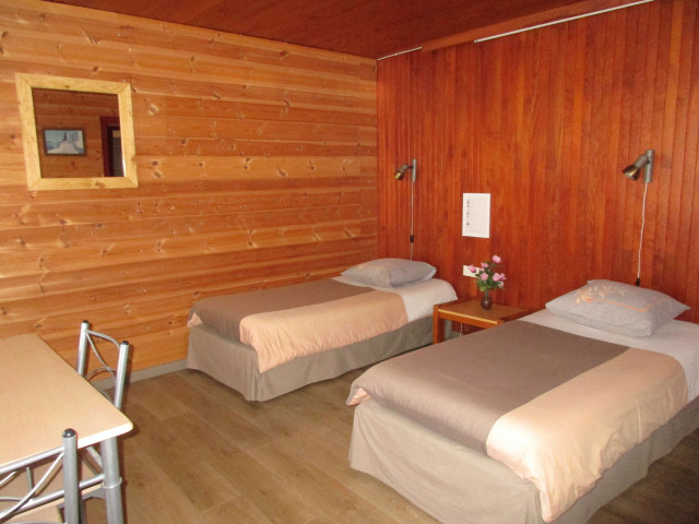 HOTEL LES LUTINS HOTEL LES LUTINS