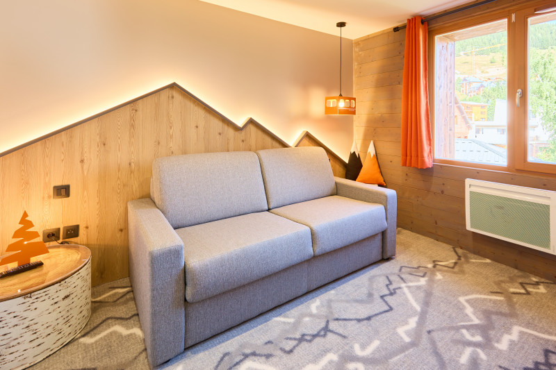 BASE CAMP LODGE - © Base Camp Lodge BASE CAMP LODGE