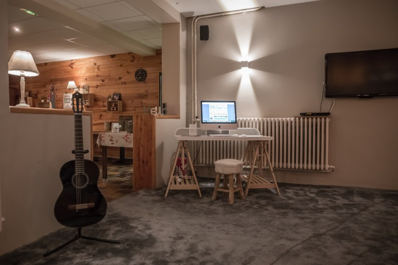 HOTEL LES FLOCONS - © HOTEL LES FLOCONS HOTEL LES FLOCONS