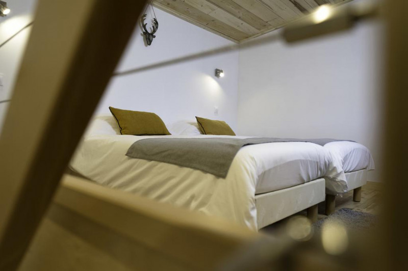 hotel chamois lodge - © hotel chamois lodge hotel chamois lodge