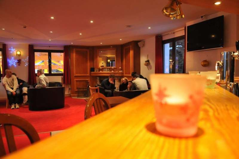 800x600_hotel_de_la_valentin_bar_2036.jpg 800x600_hotel_de_la_valentin_bar_2036.jpg