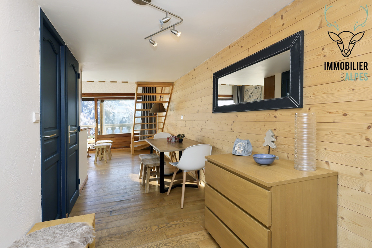 01-alpages-b8-w-4275390