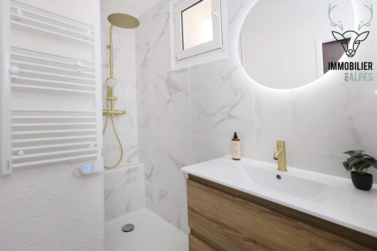 01-cb5-n3-w-4567526 01-cb5-n3-w-4567526