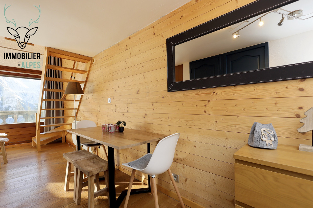 03-alpages-b8-w-4275391