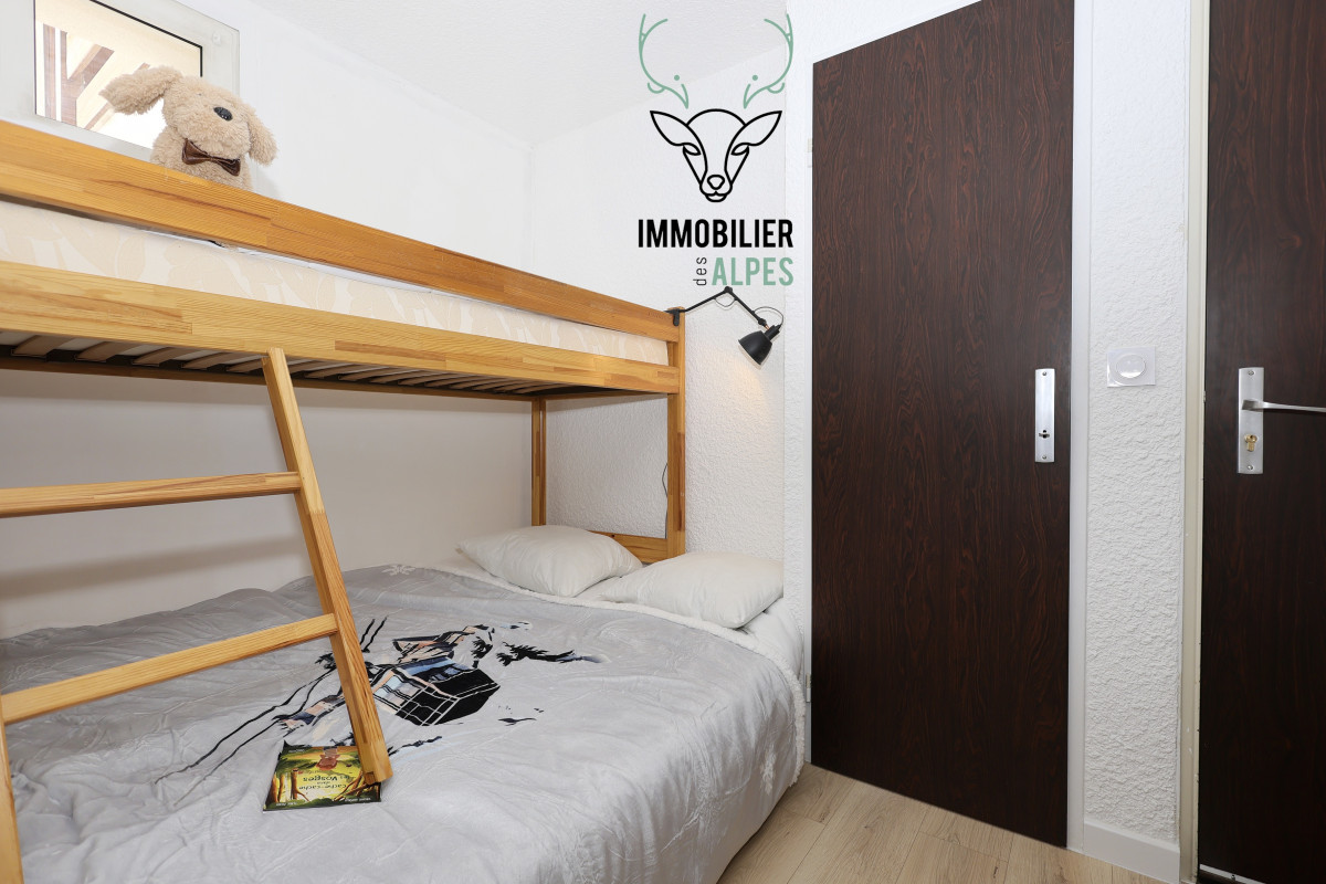 04-cb5-n3-w-4567528 04-cb5-n3-w-4567528