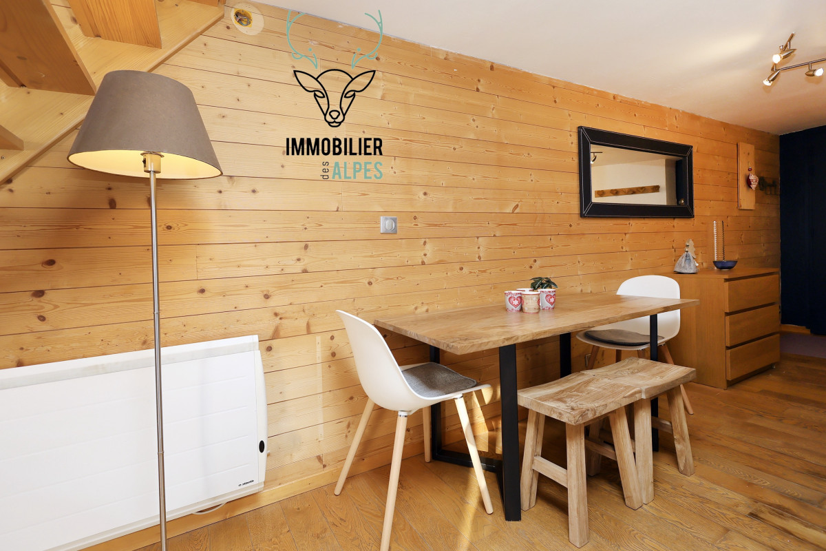 08-alpages-b8-w-4275389