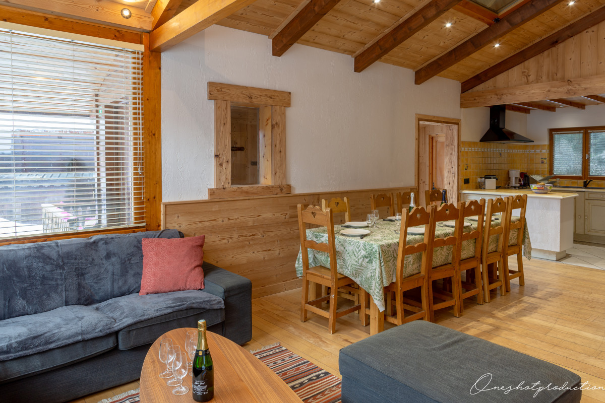 1200x900-chalet-les-jonquilles-chalet-13-personnes-14-2686263-3986150