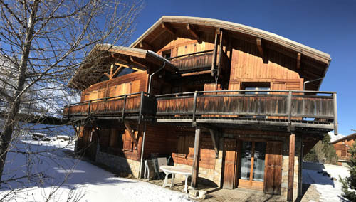 CHALET LOU CROUET Appartement 12 personnes