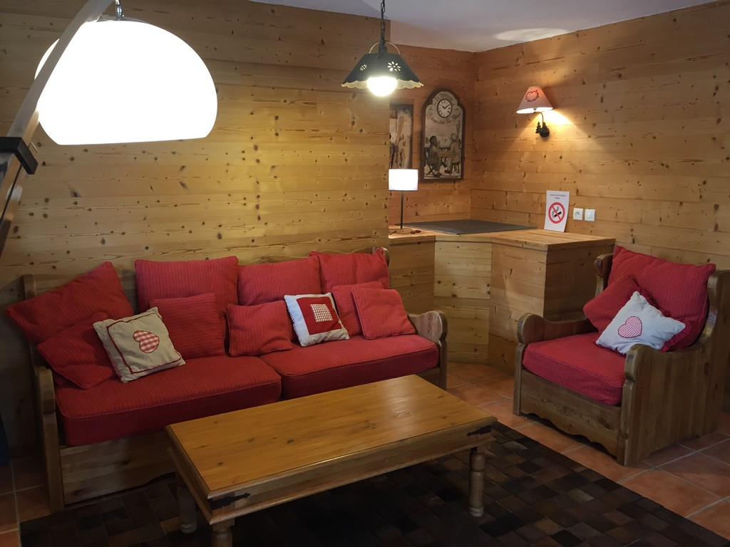 CHALET LOU CROUET Appartement 12 personnes