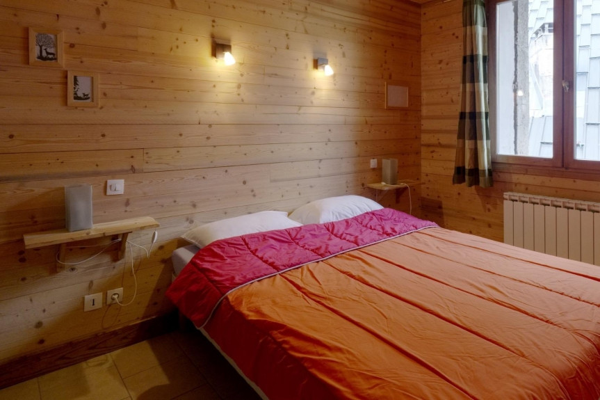 CHALET LE PIC (La Ville, Venosc Village) 14 personnes