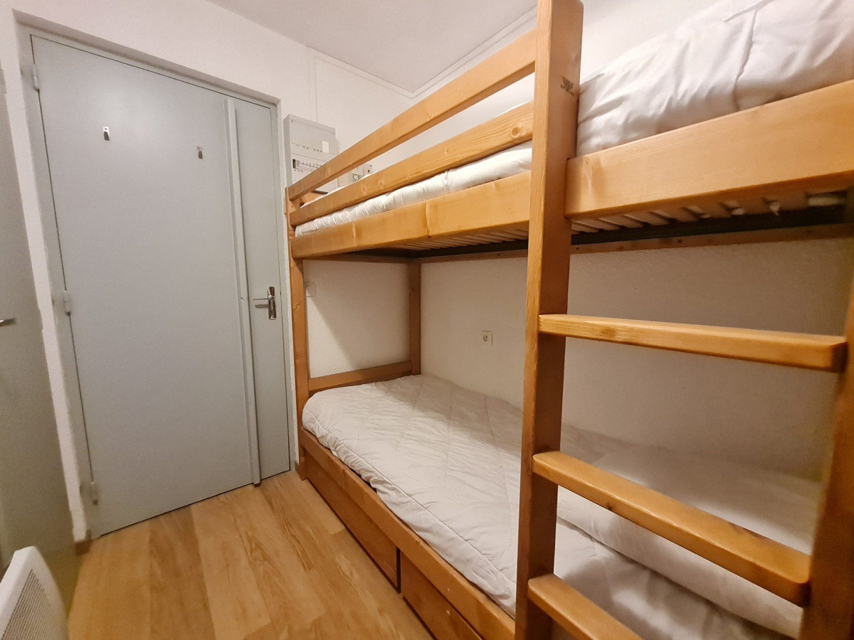 90-andromede-les-2-alpes-chambre-3