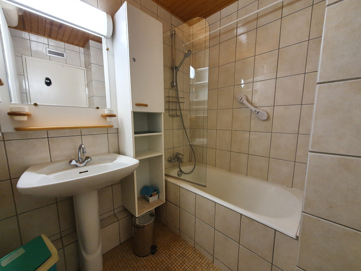 4-residence-les-2-alpes-sdb-11