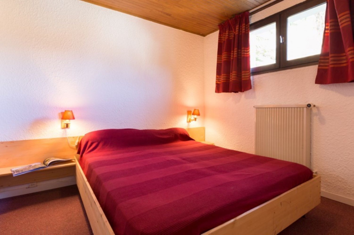 F2-super-venosc-les-2-alpes-chambre-1