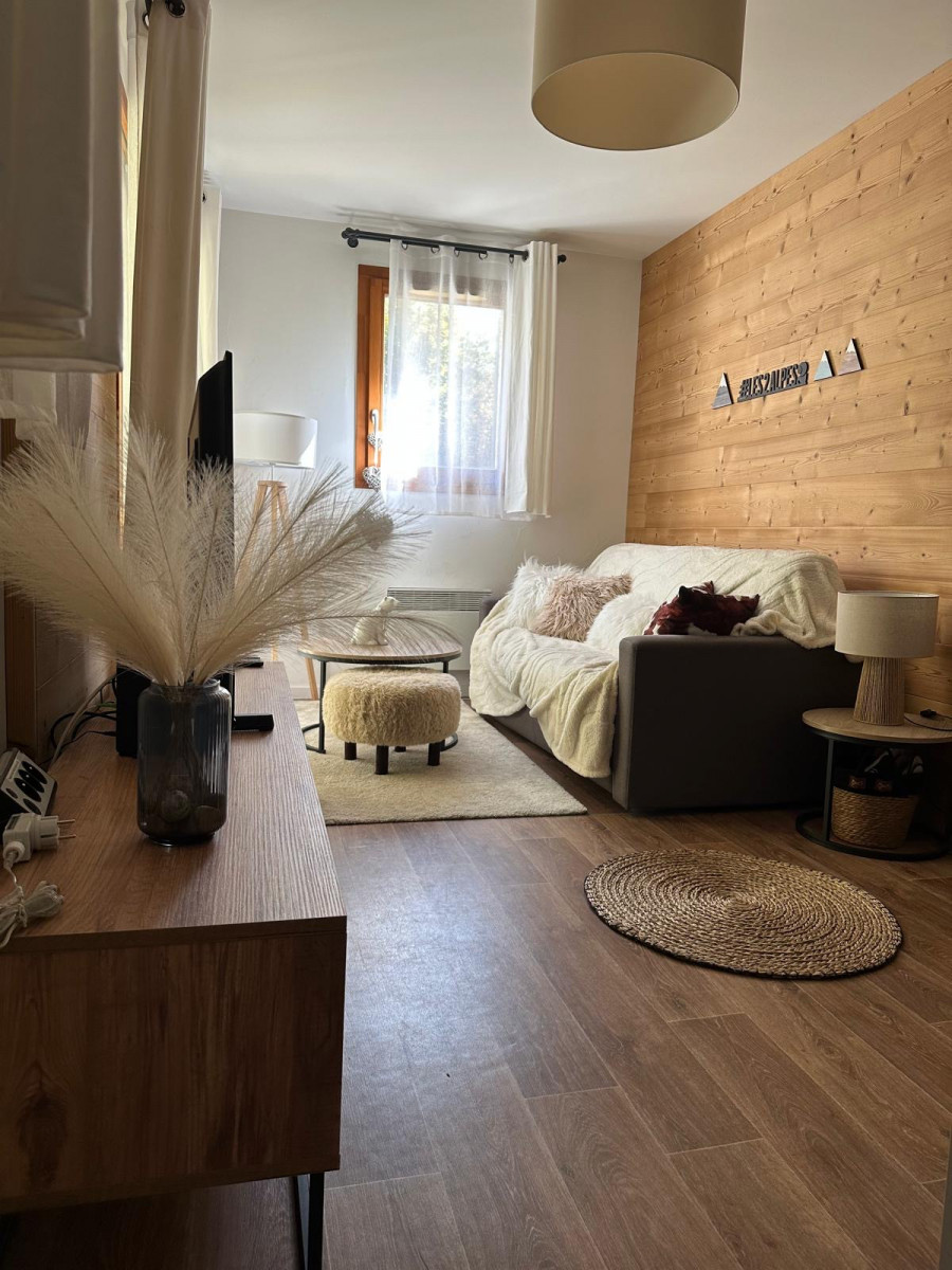 1cfe7c2e-4a37-4373-a258-9949e4f28252 1cfe7c2e-4a37-4373-a258-9949e4f28252