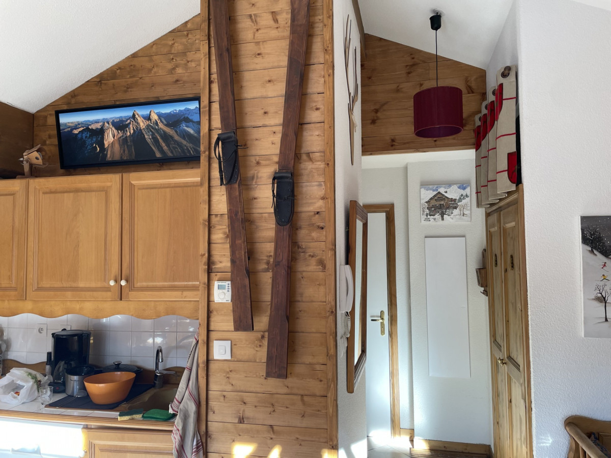 GetAttachmentThumbnail10