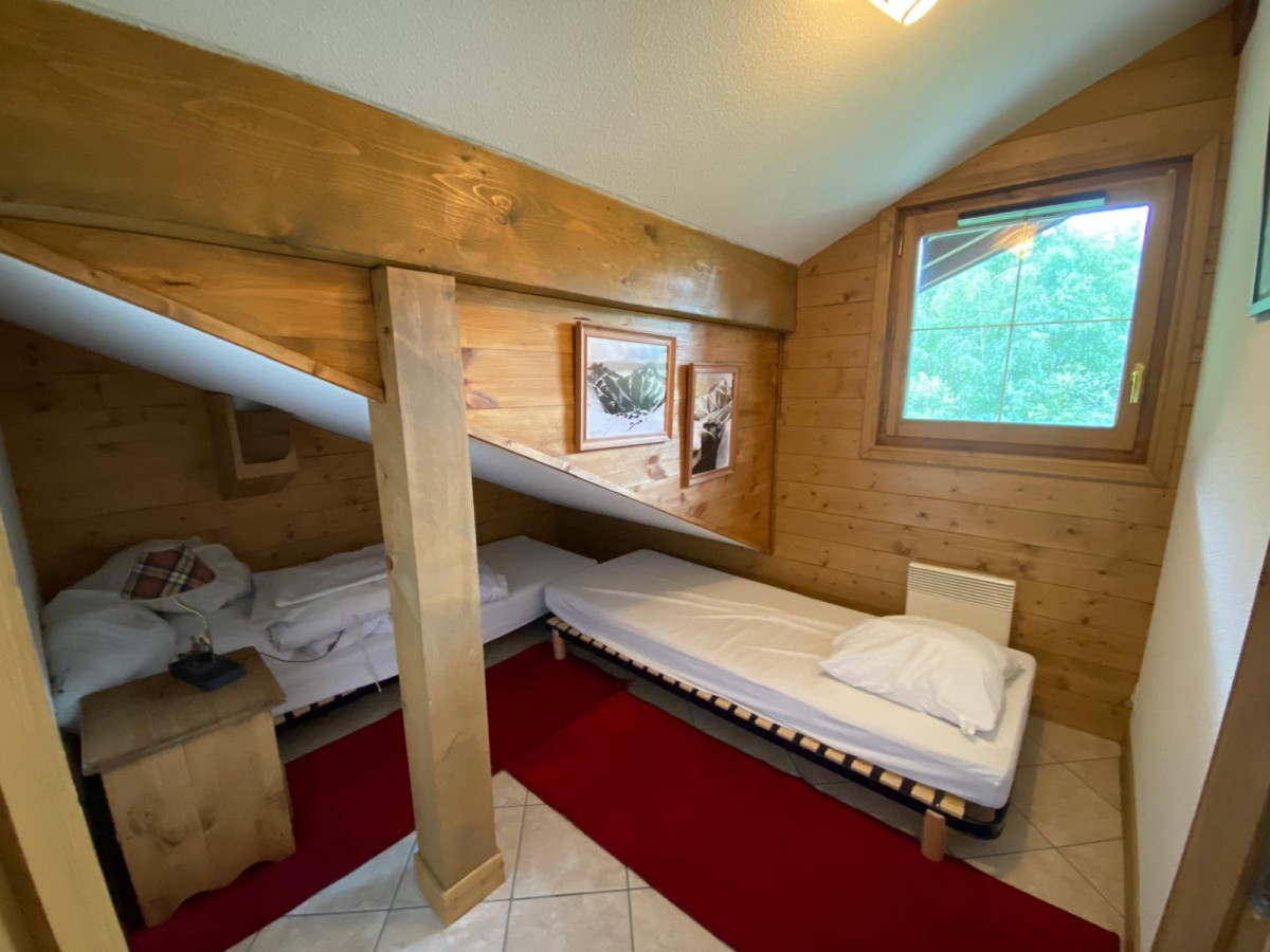 GetAttachmentThumbnail7