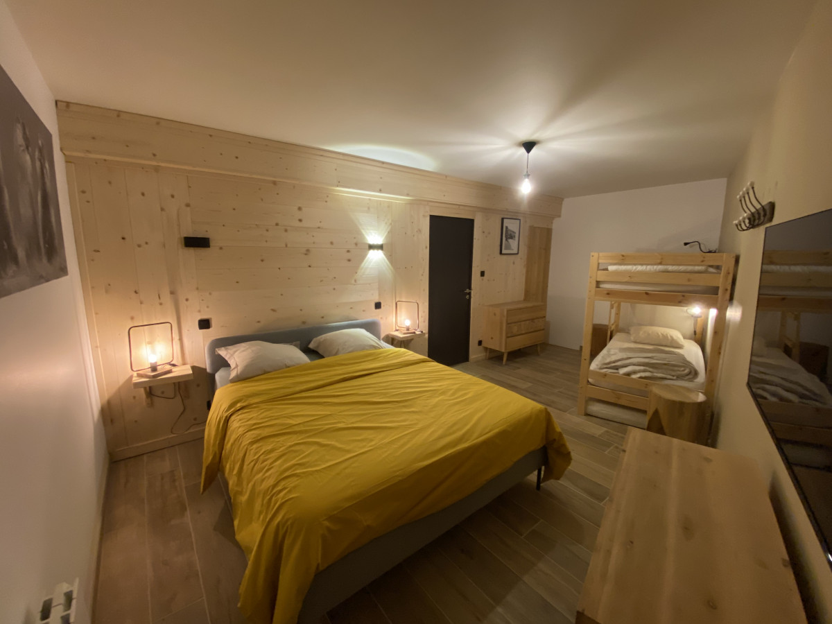 Chambre 3 avec lit de 160 et lit superposé 90x200