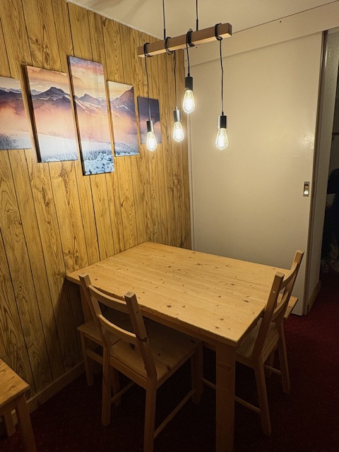 image1.jpeg image1.jpeg