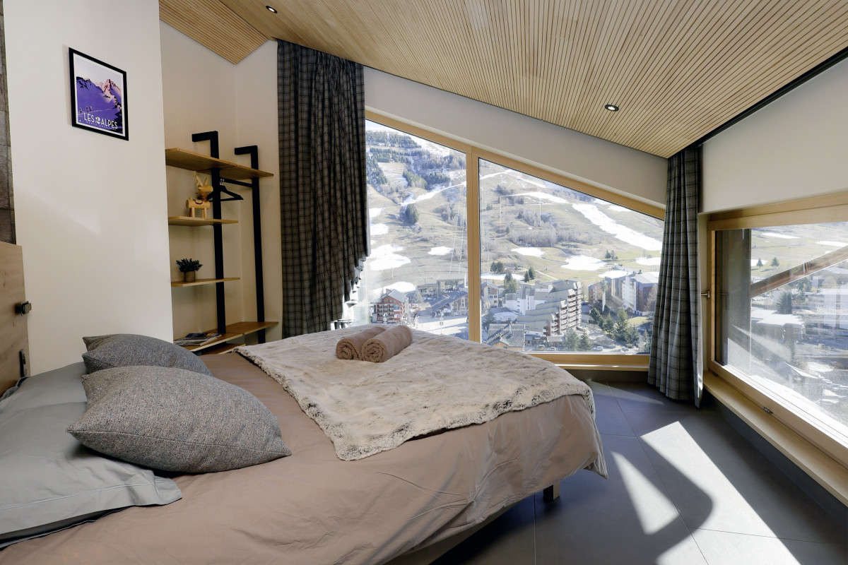 CHAMBRE 3 BIS VUE EXCEPTIONNELLE LOUP BLANC