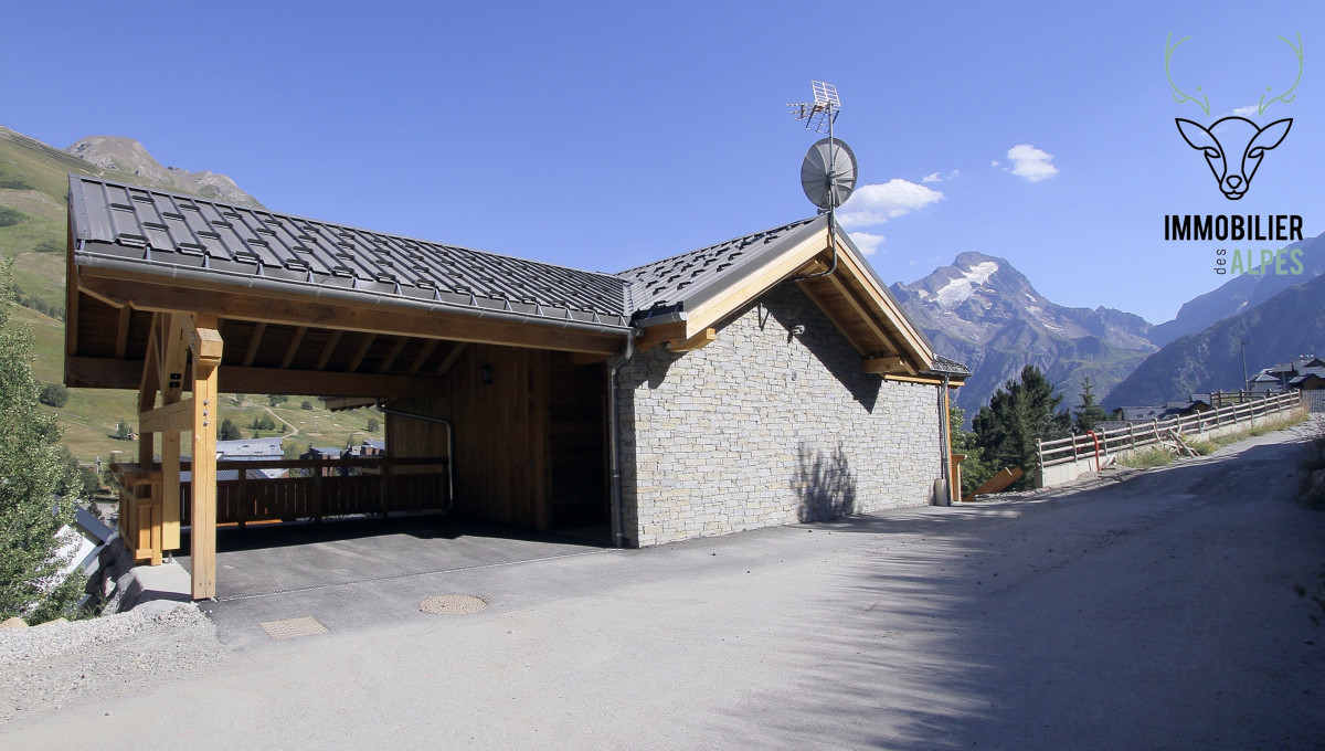 40-chalet-leosky-w-3693609