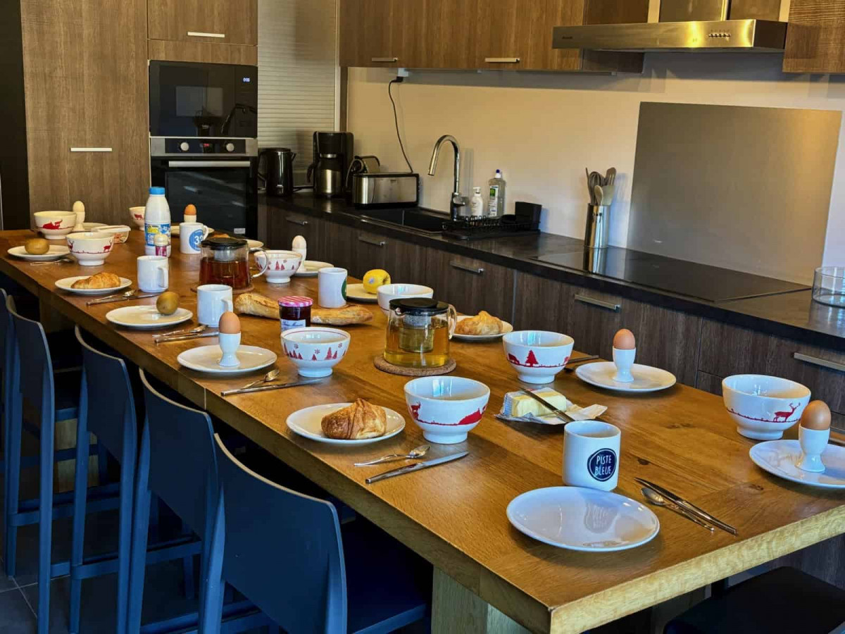 9-salle-a-manger-appartement-defg1-4460109 9-salle-a-manger-appartement-defg1-4460109