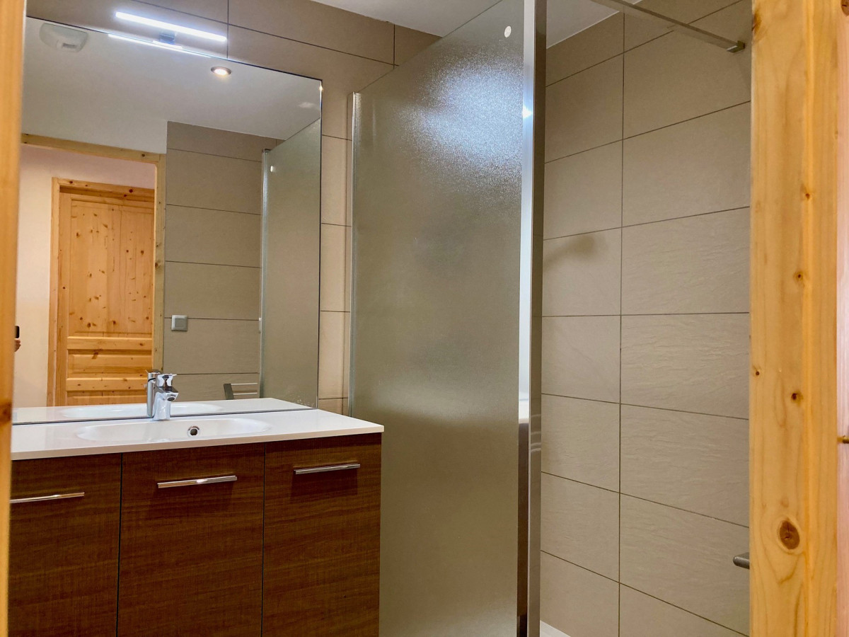 _2alpes_lv_images__lot_0000070784_08_4414075 _2alpes_lv_images__lot_0000070784_08_4414075