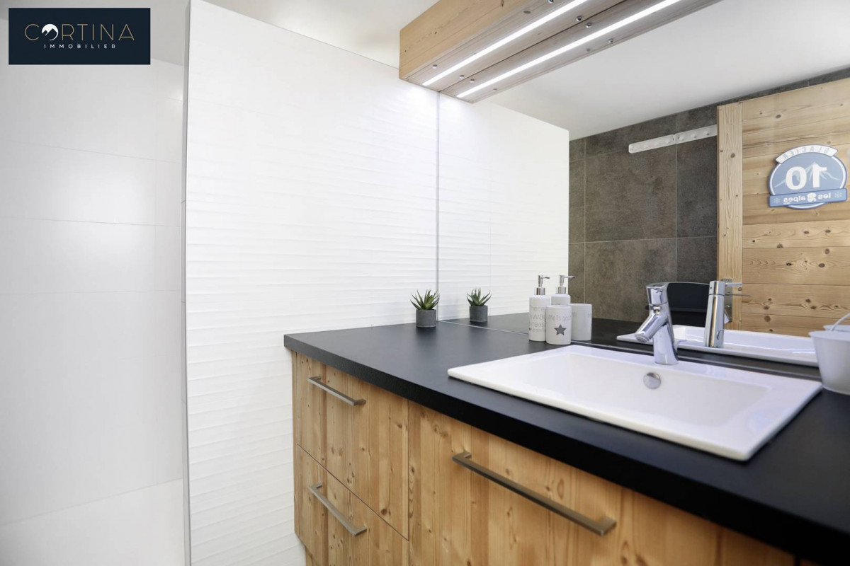 _clients_223886005_photos_4l_4686648