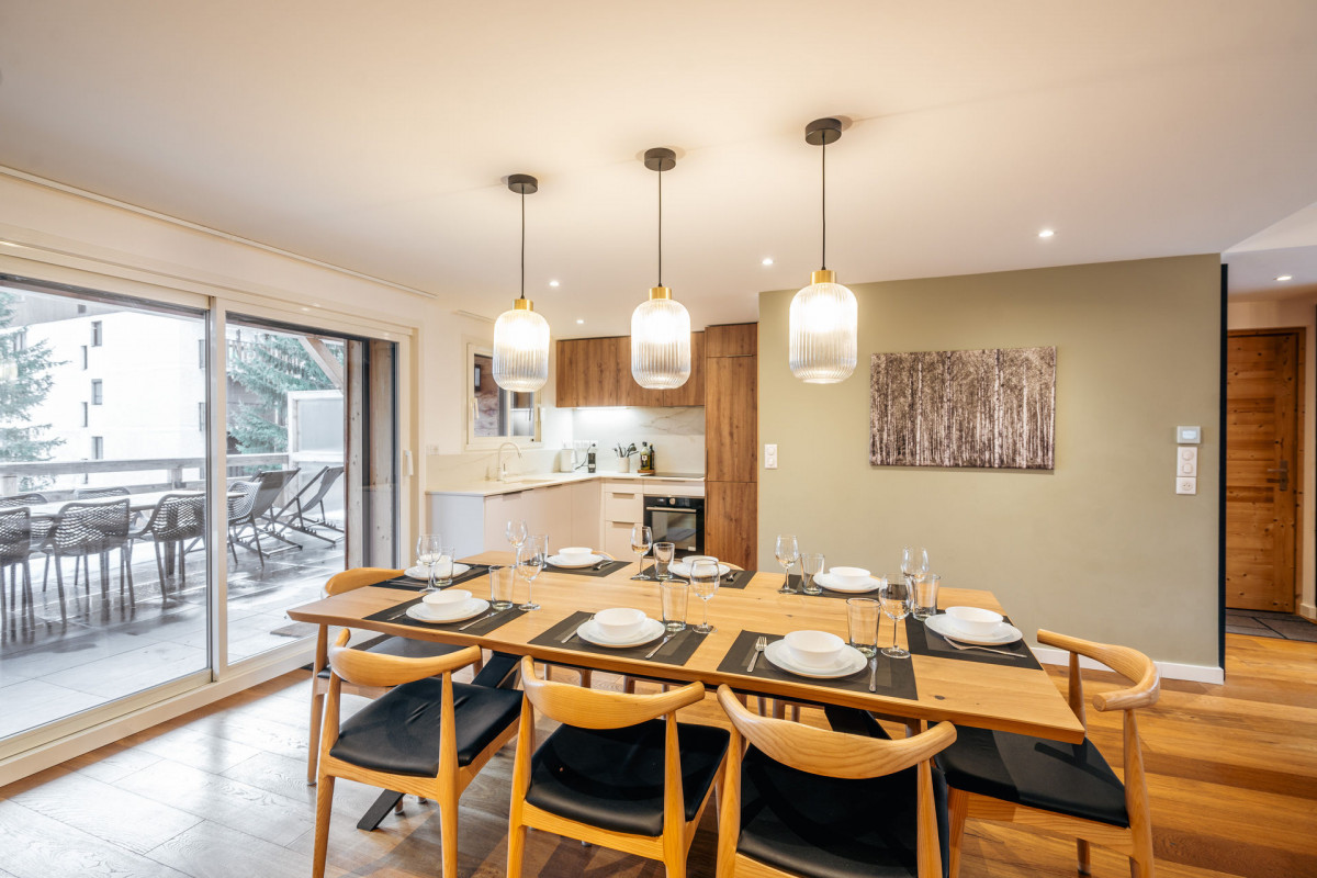 _lv_images__lot_0000000097_03_4652184