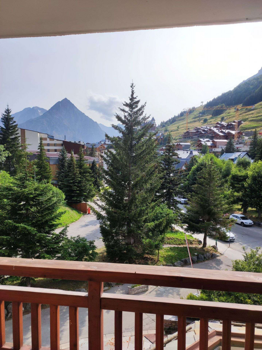 _lv_images__lot_0000000126_14_4481366