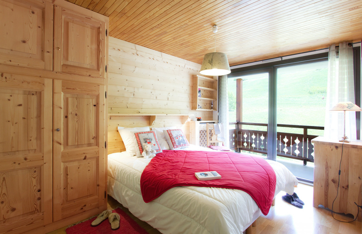 _lv_images__lot_0000000754_04_4441037