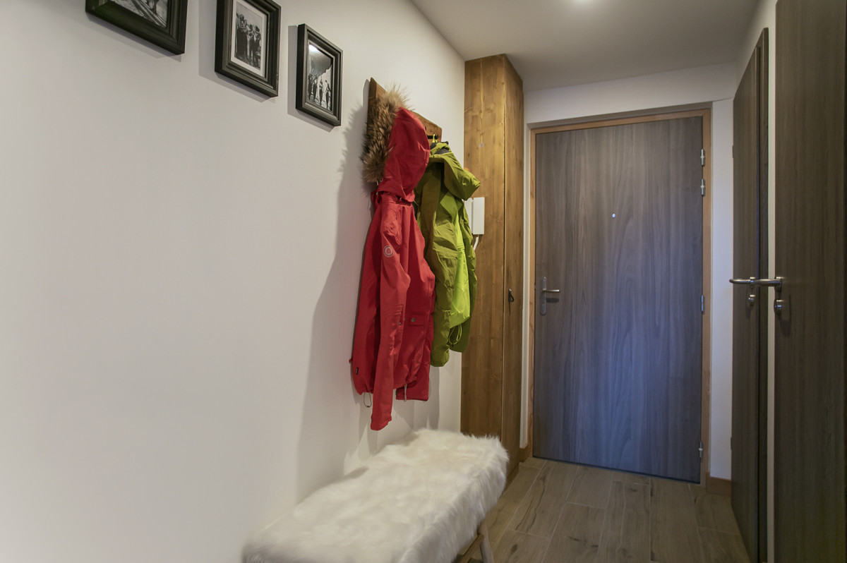 _lv_images__lot_0000000764_07_5085566 _lv_images__lot_0000000764_07_5085566