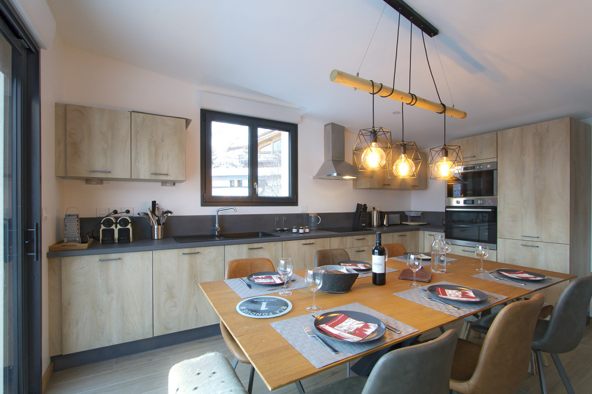 _lv_images__lot_0000000779_03_4557532 _lv_images__lot_0000000779_03_4557532